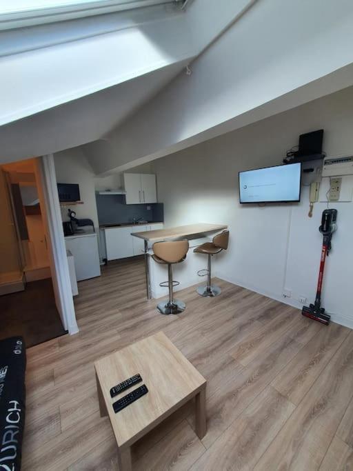 Appartement Le Studio Du Moulin à Charleville-Mézières Extérieur photo